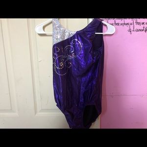 Gymnastics leotard